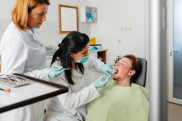 Best Emergency Dental Care for Broken or Chipped Teeth in Lake Hamilton, AR